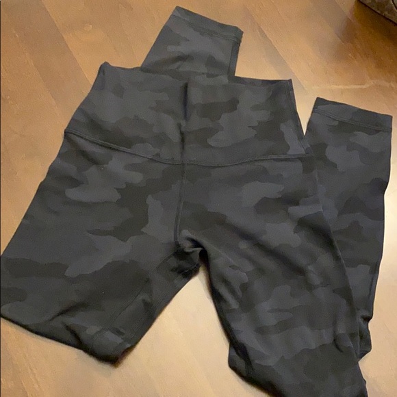 lululemon athletica Pants - Lululemon leggings